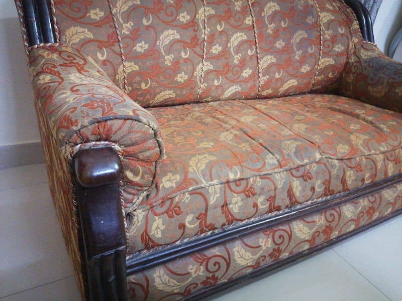 Used good condition Sofas 7 seater 3