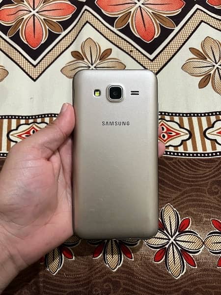 Samsung Galaxy j5 1