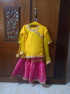 girls ghararah shirt dupatta  one time used