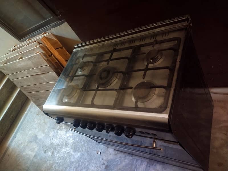 Gas oven with burners  high quality 2
