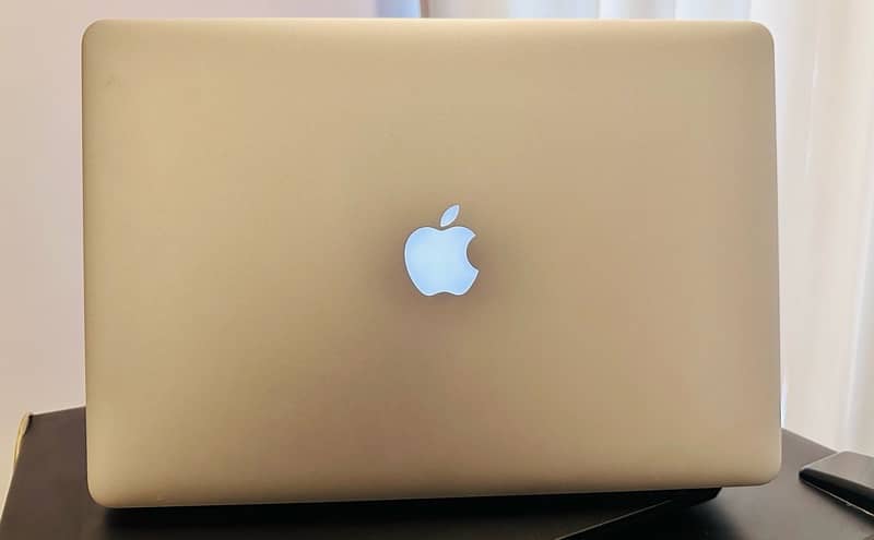 Macbook Pro 2014 Mid  (15-inch) 1