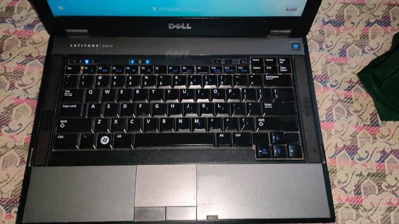 DELL laptop for sell 4