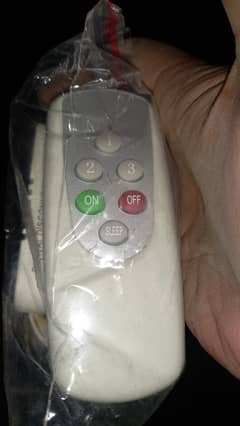 Remote control switch for lamps 12 volt and 220 volt
