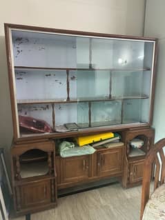 showcase cabinet