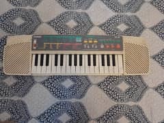 Brand new casio mini piano with 100 sounds, 24 patterns and 10 songs