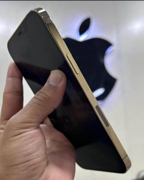 iphone 12 pro max jv contact and only  03358145094 WhatsApp 0