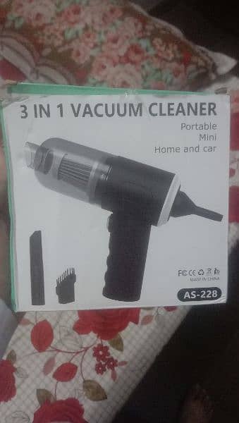 3 IN 1 PORTABLE VACUUM CLEANER 0