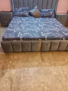 a  few months used poshish bed