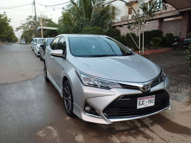 Toyota corolla 2017 ALTIS 10