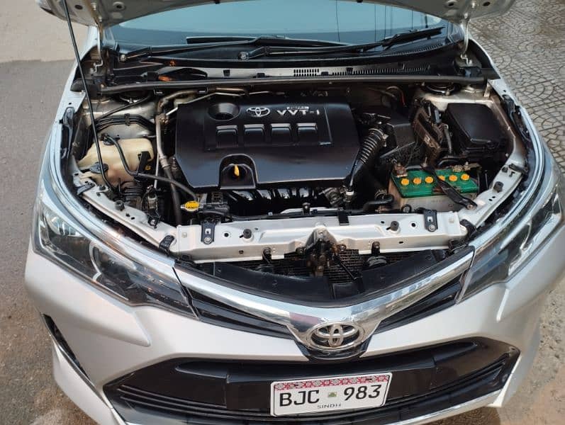 Toyota corolla 2017 ALTIS 11