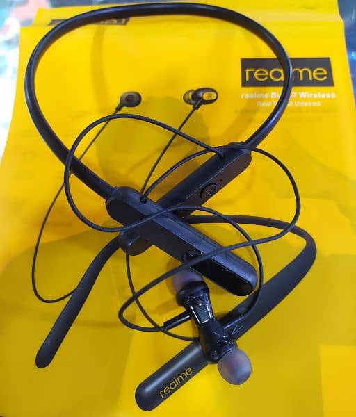 Realme neckband new product launched 0