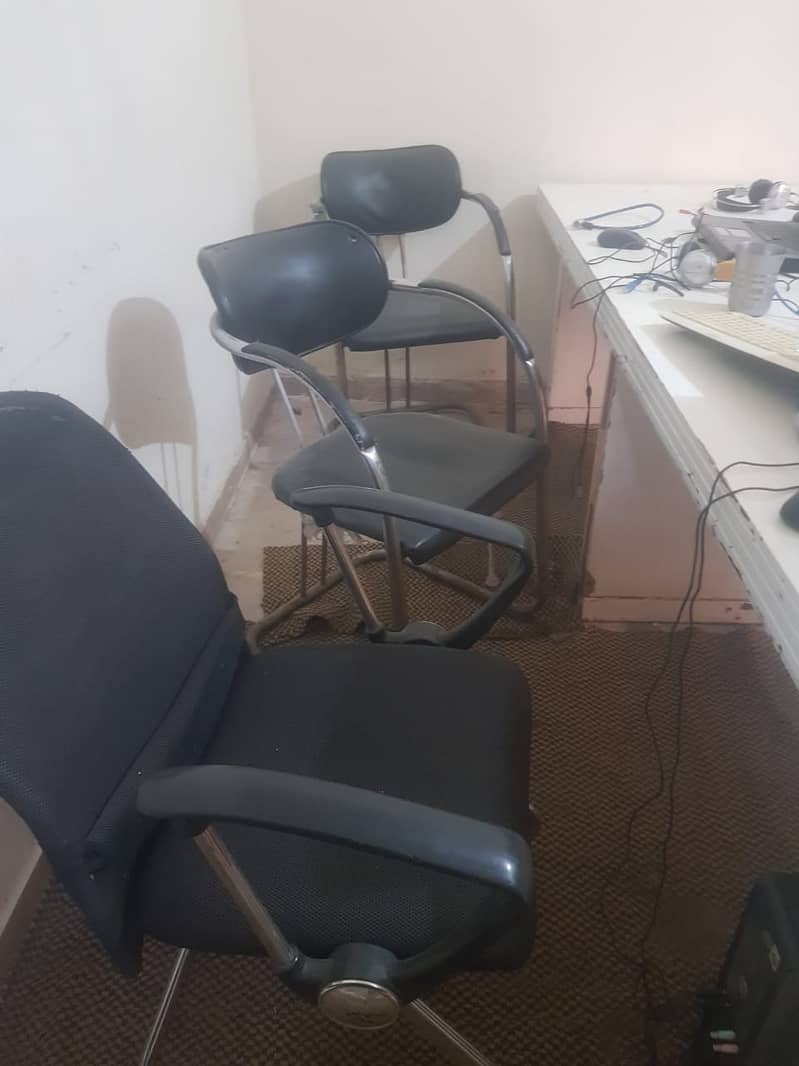 tabel chairs for sale urgentaly 2