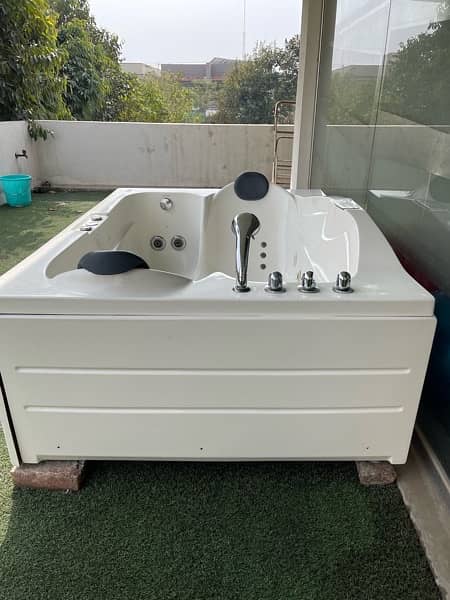 imported jaccuzzi just like new 6