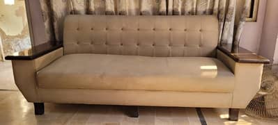 (Need and clean sofa set for sale) Contact : 0|3|3|6|3|0|3|9|1|7|9