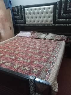 used bed   dressing side table