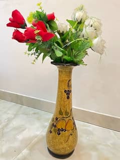 Vase with flowers For Sale 0
