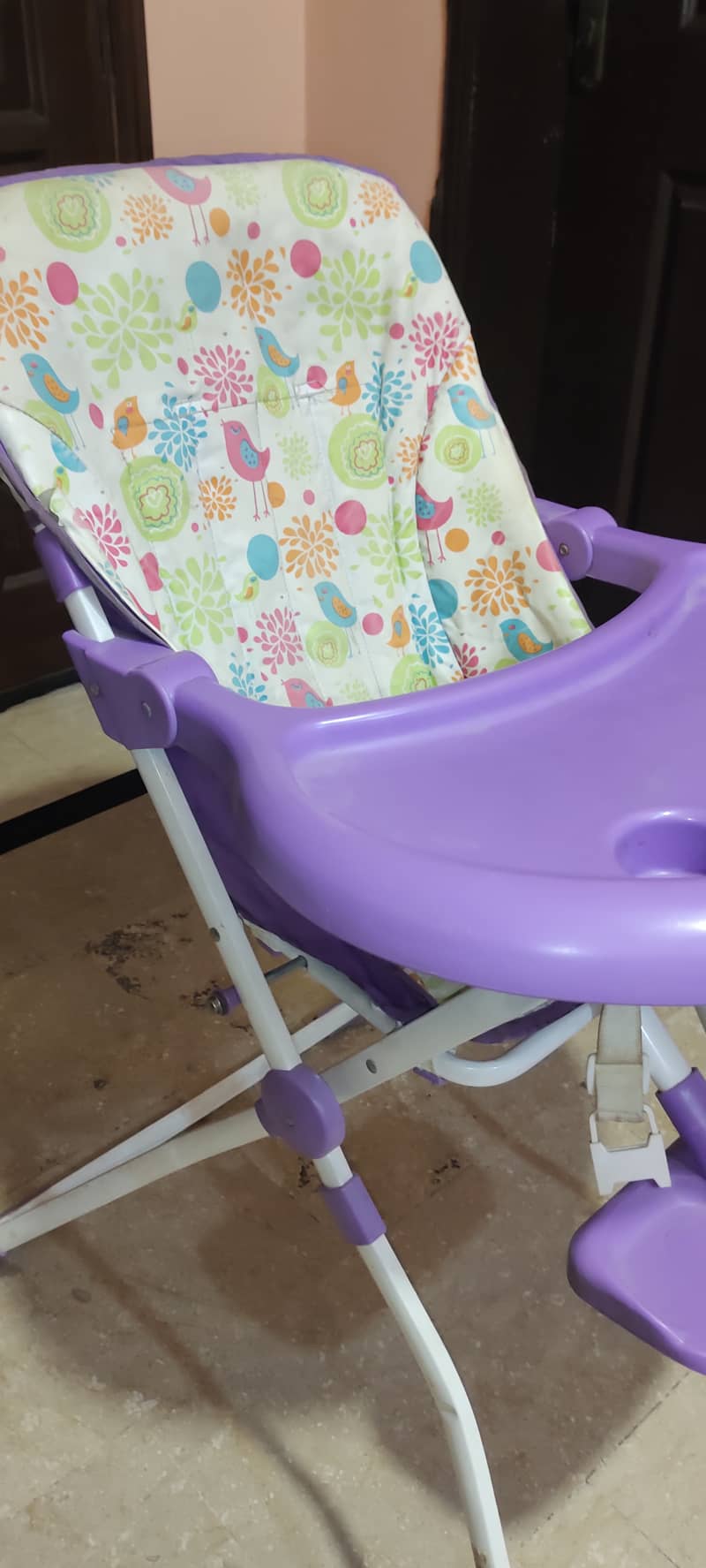 BABY DINNING CHAIR - (FOLDABLE) GOOD CONDITION 2