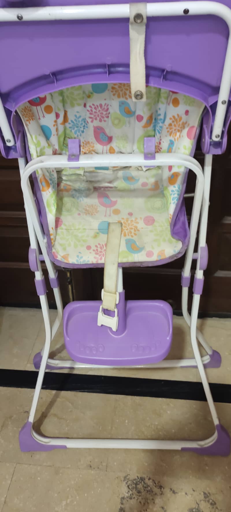 BABY DINNING CHAIR - (FOLDABLE) GOOD CONDITION 6