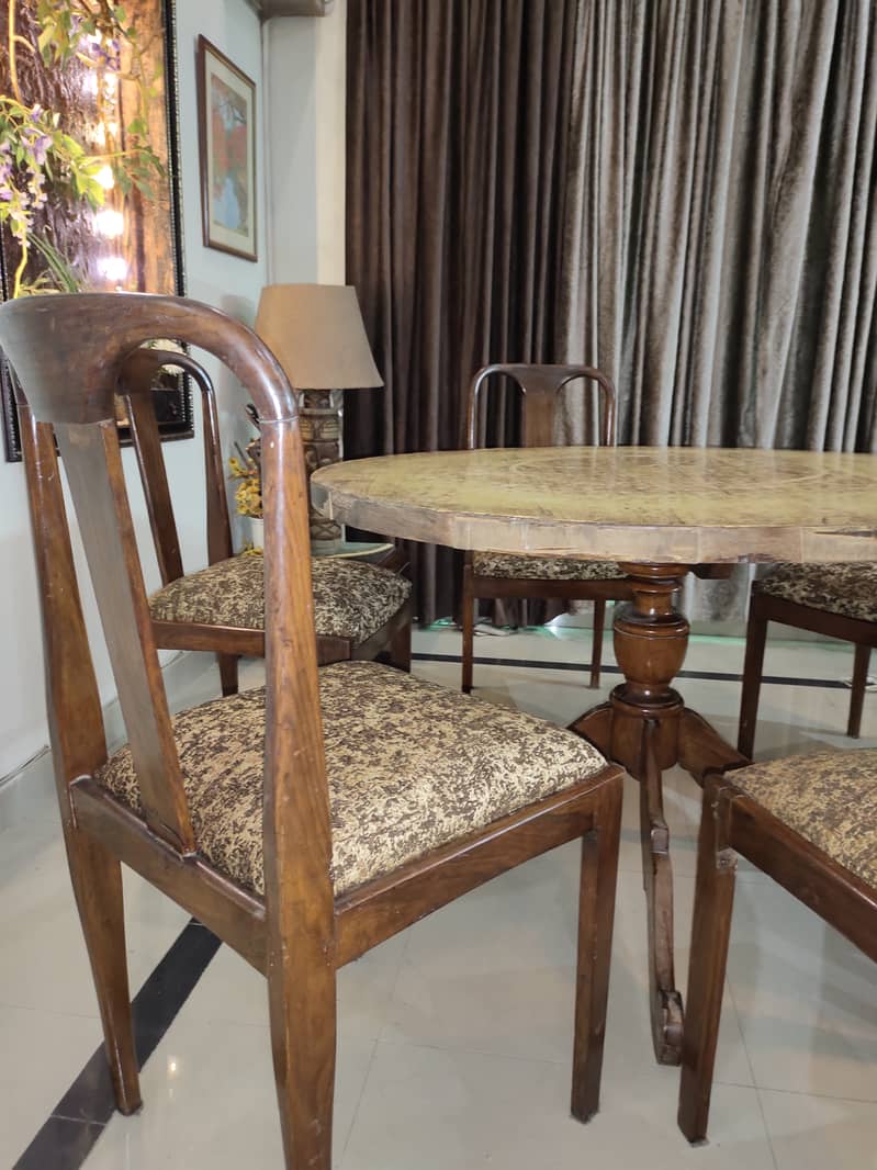 DINNING TABLE WITH 6 CHAIRS (PUPRE SHEESHAM WOOD) EXCELLENT CONDITION 6