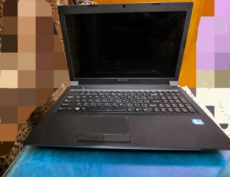 LENOVO Laptop B570 e 1