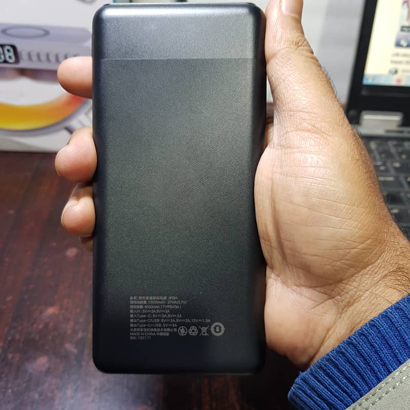 Good collection of fast power banks 4