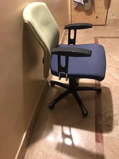 Executive Revolving Chair with Hydrolic perfectly Working
