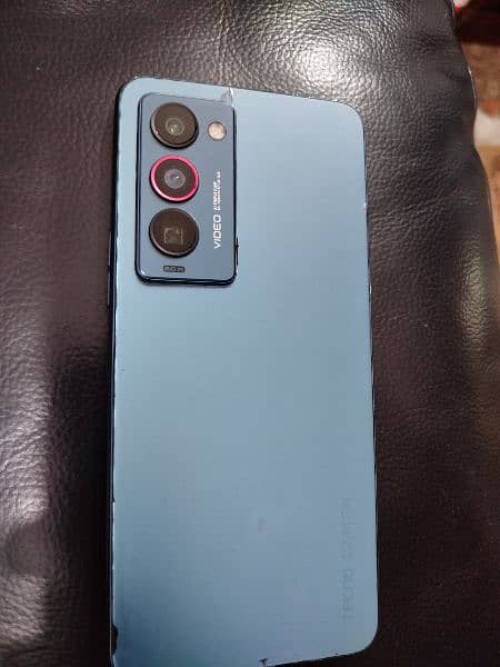 Tecno Camon 18 Premier 2