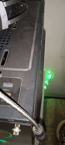 RGB Gaming PC Case (Xigmatek) 8