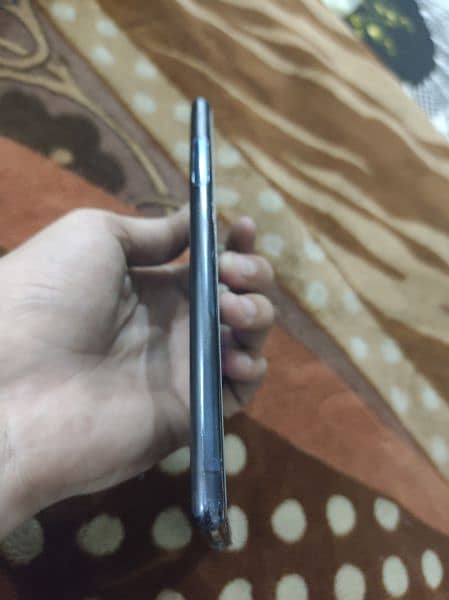 Sony Xperia 5 in normal condition 6gb 64gb Non Pta Gaming device 10
