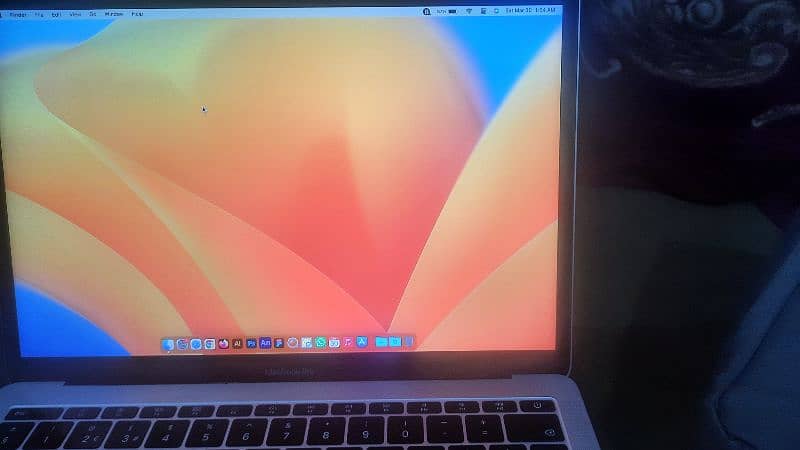 Macbook Pro 2017 in good condition 8/128 GB 2