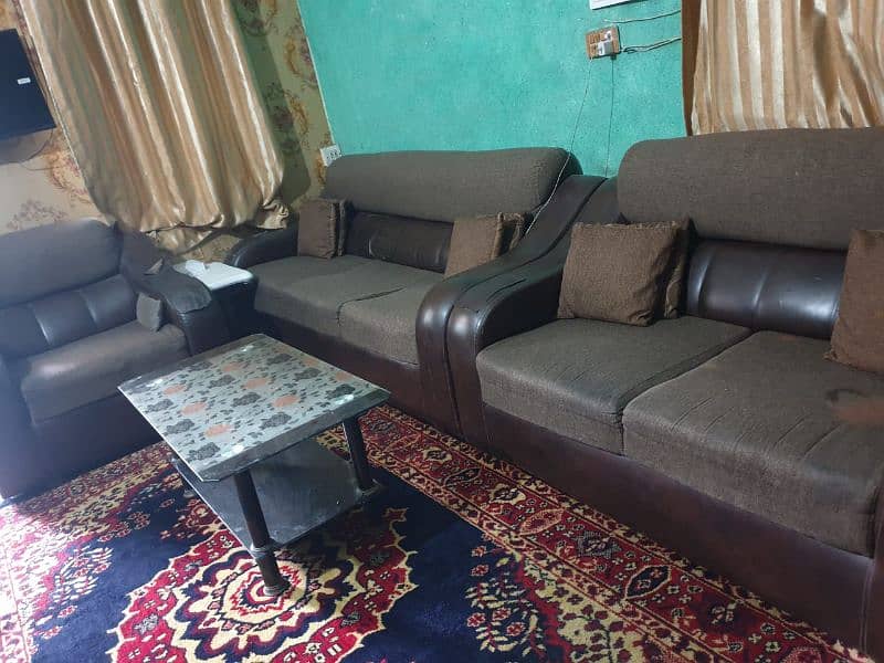 New Style Leather dark Brown Sofa Set With Fabric Seats. 2