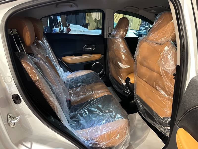 Honda Vezel 2018 Z Package 2024 Fresh Import New honda vezel 2018 4