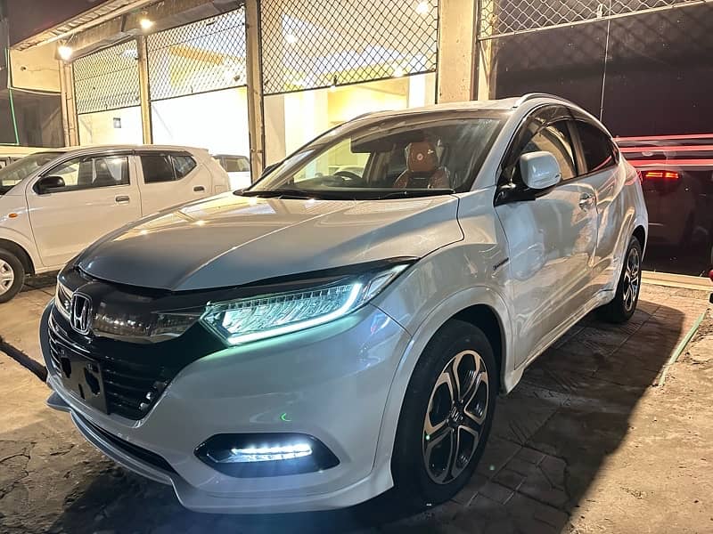 Honda Vezel 2018 Z Package 2024 Fresh Import New honda vezel 2018 12