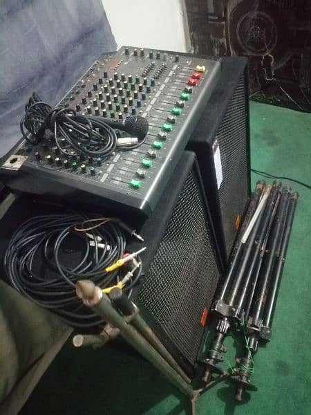 SP2 speaker jbl 12 channel mixer JBL 03425379274 1