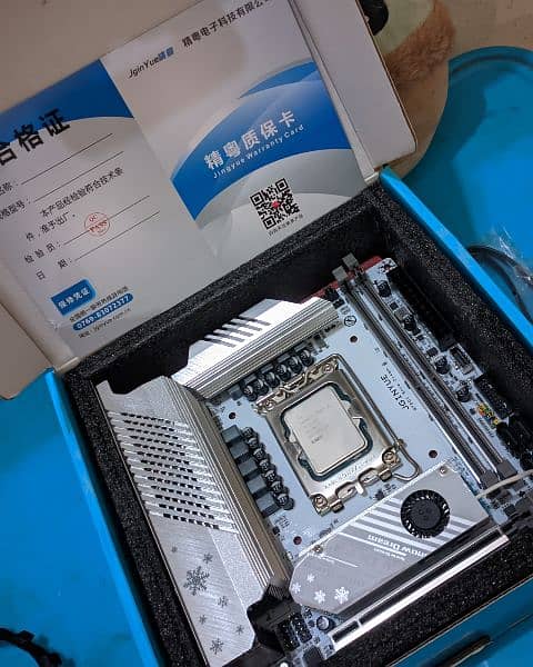 B760i Snow Dream + Core i3 12100F + 16gb 3200mhz DDR4 1