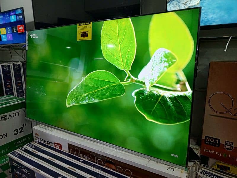 85 inch smart tv Led New model box pack 3 year warnty call 03225848699 2