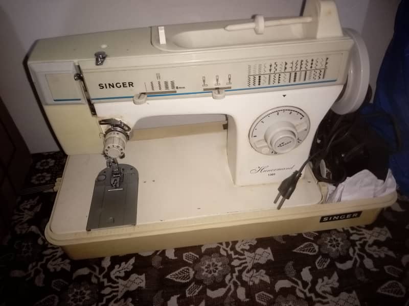 Sewing machine & embroidery machine 1