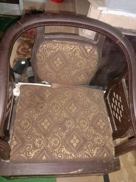 pure wood new seats foam and cover good condition 1