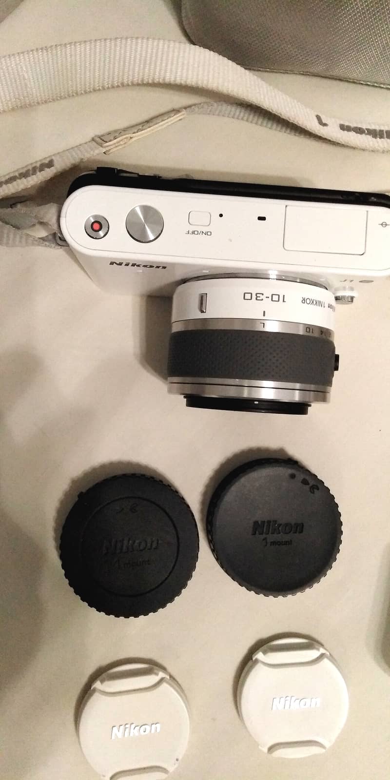 Nikon 1 J1 Mirrorless with 2 Lenses 10-30mm VR & 30-110mm VR 3