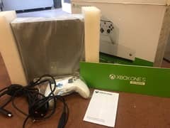 xBox 1s 1TB full Digital with genuine contollers