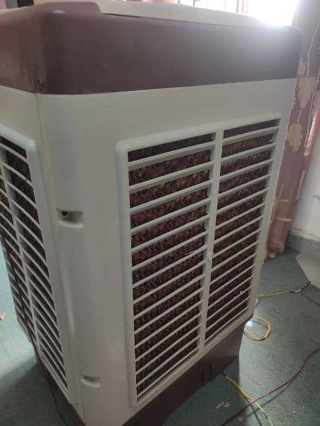 Dc/Ac  Chilled Room Cooler  10/10 Condition Just Like Brand New 3