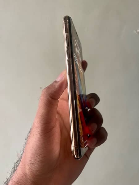 iPhone 11 pro max 64gb dual sim approved 2
