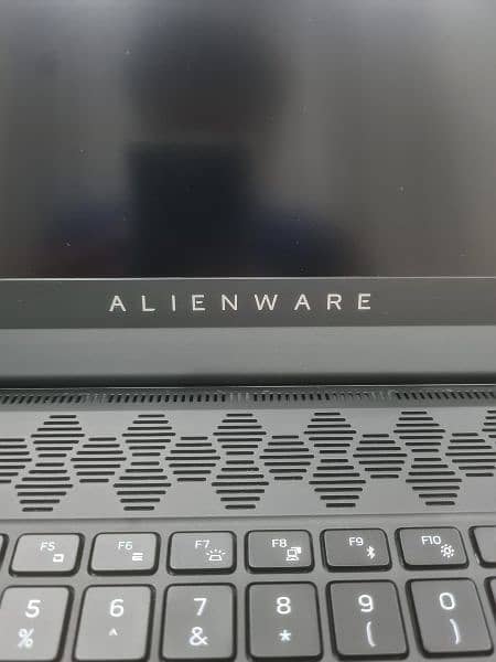 Alienware m15 R7 i7 12th gen rtx 3070ti 8gb Gaming Laptop 2