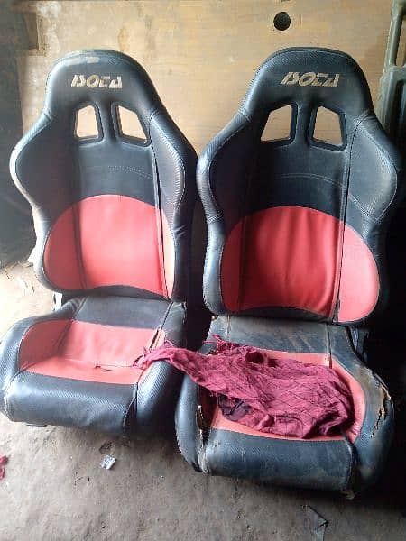 branded spiler and branded sparco buckets seats 7