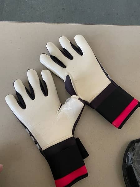 GoalKeeper Gloves 1