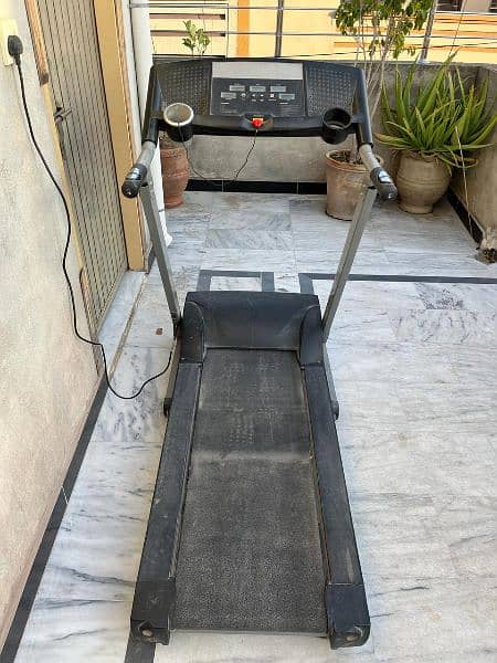 Treadmill for fitness. 1