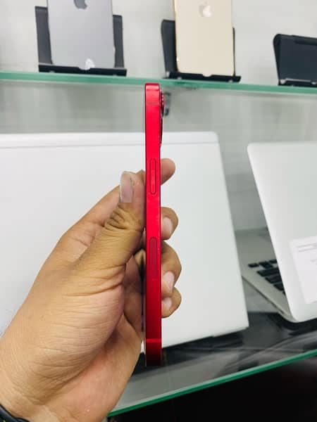 iPhone 13 128gb JV Red 5