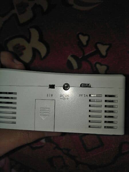 LED PROJECTER BRAND NEW 0