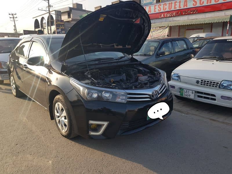 Toyota Corolla GLI (2015) For Urgent Sale 3