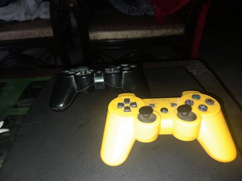 ps3 fat 360gb sale with two controllers 2
